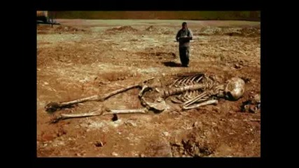 Гигантски човешки скелети са открити в Гърция! 