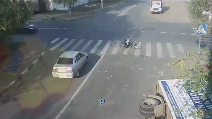 Extremely Lucky Cyclist Cheats Death