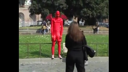 Досадният дявол