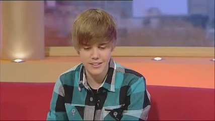 Hes a huge star in America and now Justin Bieber wants to crack the Uk - watch him chatting to Andre 