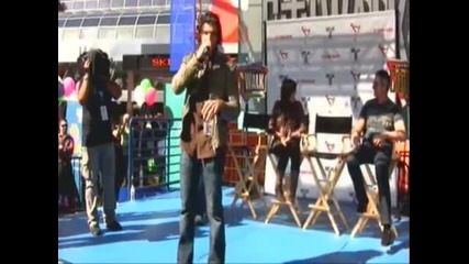 Jencarlos Canela, Gaby Espino y Miguel Varoni en Universal City Walk Part 7 - Hollywood Ca