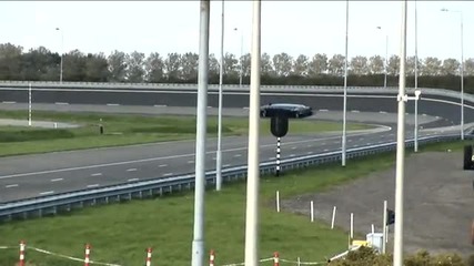 Автобусите в бъдеще (superbus - The Electric Bus of the Future ) 