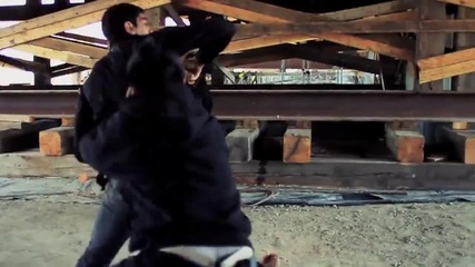 Example - Kickstarts (bar 9 Remix) (official Video)