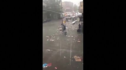 Извънредно положение: Сериозни наводнения в Ню Йорк