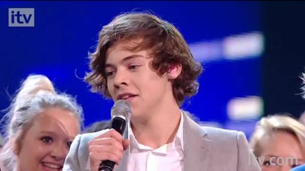 One Direction - What makes you beautiful Red or Black