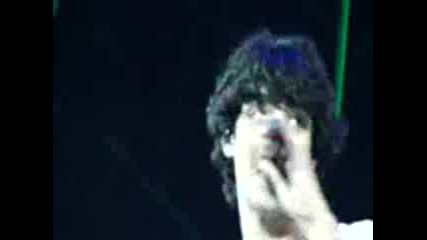 Jonas Brothers - I Gotta Feeling 