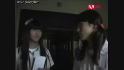 Key and Onew doing a bit of ''so hot''