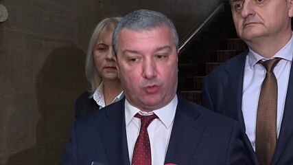 "БСП-Обединена левица" към Йотова: Осъзнаваме трудната ситуация, в която сте поставени, отговорност