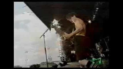 Red Hot Chili Peppers - Out In L.a.