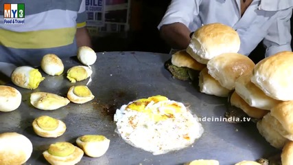 Бърза Храна на улицата в Мумбай - Omlet Pav