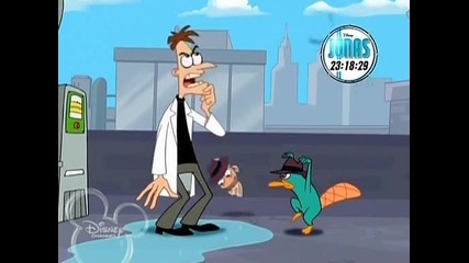 Phineas and Ferb - Attack of the 50 Foot Candace; Backyard Aquarium сезон 2 епизод 3