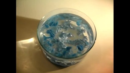 Магически пясък , който не може да се намокри .