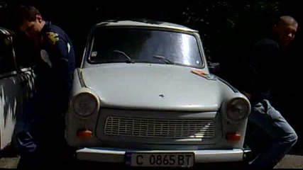 uio i lubeto vdigat trabant :)