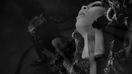 Rihanna - Rockstar 101 ft. Slash (hd +download)