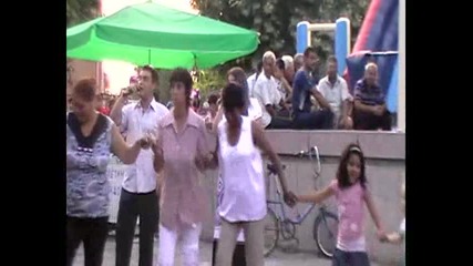 събор в градина с орк.тракийски звуци 16.07.2011 г. 4 част