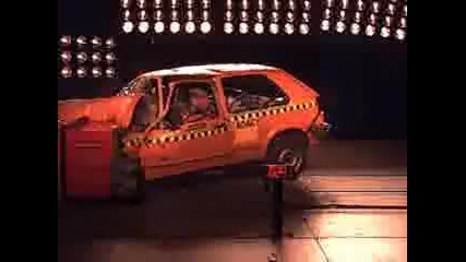 Crash test volkswagen golf mk2