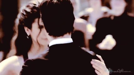 Damon and Elena - Кажи ,че ме обичаш!