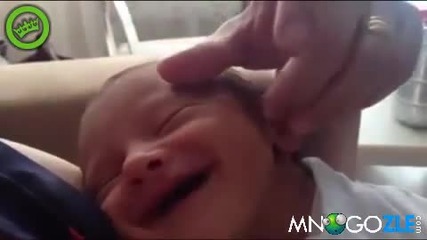 Най- чаровната бебешка усмивка