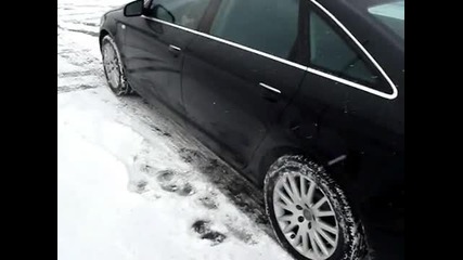Audi A6 C6 Quattro on snow