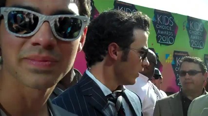 The Jonas Brothers at the 2010 Nickelodeon Kids Choice Awards 