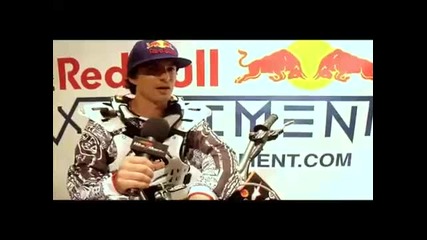 Ronnie Smokes Pipe With Red Bull