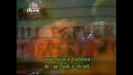 Red Hot Chili Peppers Behind The Music 2