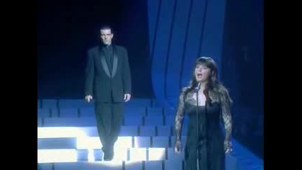 Sarah Brightman & Antonio Banderas - The Phantom Of The Oper