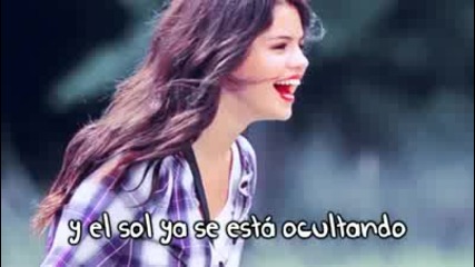 Summers not hot - Selena Gomez The Scene (espaг±ol)