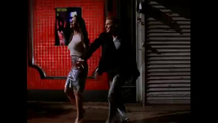 Ricky Martin - Livin La Vida Loca 