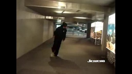 Hardstyle Shuffle Dance
