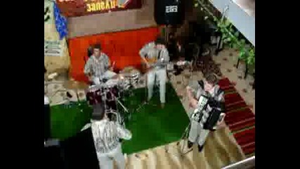 Засвирили Запели от  кухнята 