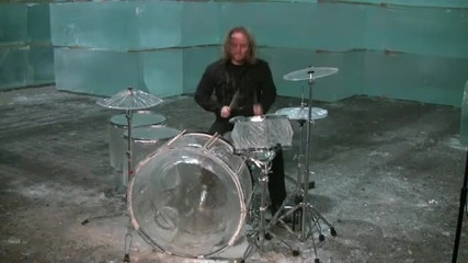 Hellacopters drummer trashes ice drum set - Part 1/2 