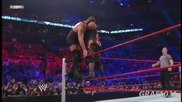 Vengeance 2011 - Ринга се счупи!