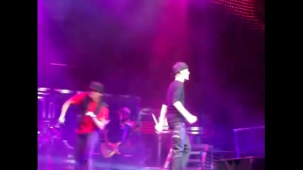 Attack of the laughs Justin Bieber on a show