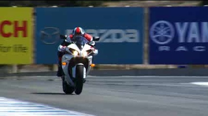 2010 Yamaha Yzf - R1 Video 