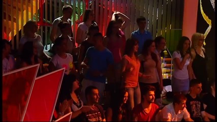 Viki Miljkovic - Splet pesama (LIVE) - GK - (TV Grand 17.06.2014.)