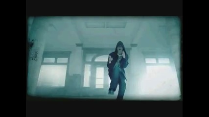 Съсипващо Мозъка Музикално Видео Eminem - My Darling 