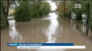 Наводнение в Хасково, градската река излезе от коритото си