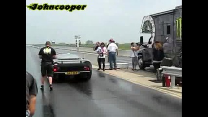 Max Cooper & Jaguar Xj220 S