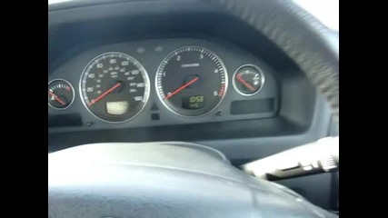 Volvo V70 