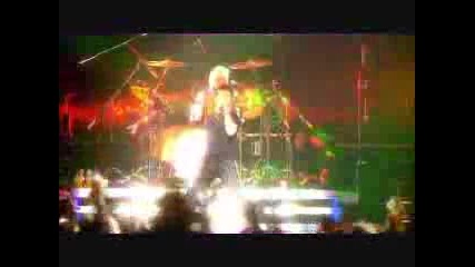 Queen+Paul Rodgers - Hammer To Fall