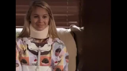 Make It Or Break It (season 2) - The Eleventh Hour - Sneak Peek #2 - I Love A Parade (hq) 