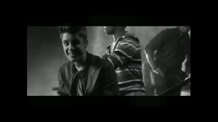 New! ~ Justin Bieber Ft. Boyz Ii Men - Fa La La + Превод