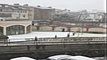 Зимата се завърна и в Сливен