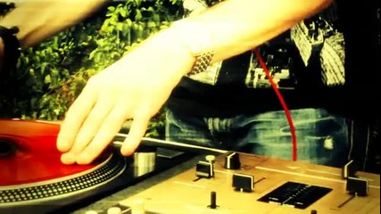 Tim de Ville feat. Alessa - Love is an Ocean (official Video)
