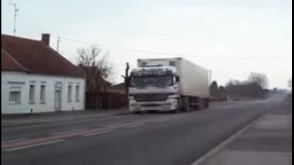 Mercedes Actros 1840