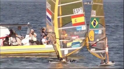 Уиндсърфистите пробваха залива Гуанабара в Рио