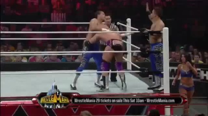 Зак Райдър и Сантино Марела срещу Примо и Епико - Wwe Raw 11/5/12