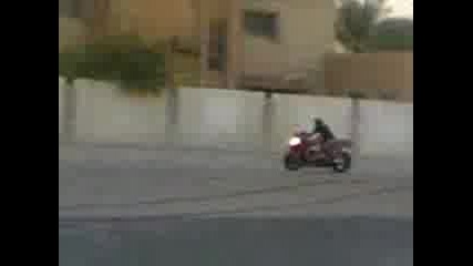 Луди Моменти С Мотори