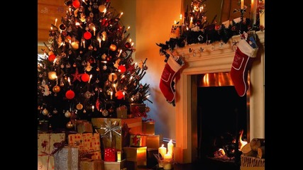 * Коледа идва * Michael Buble - Holly Jolly Christmas + Превод